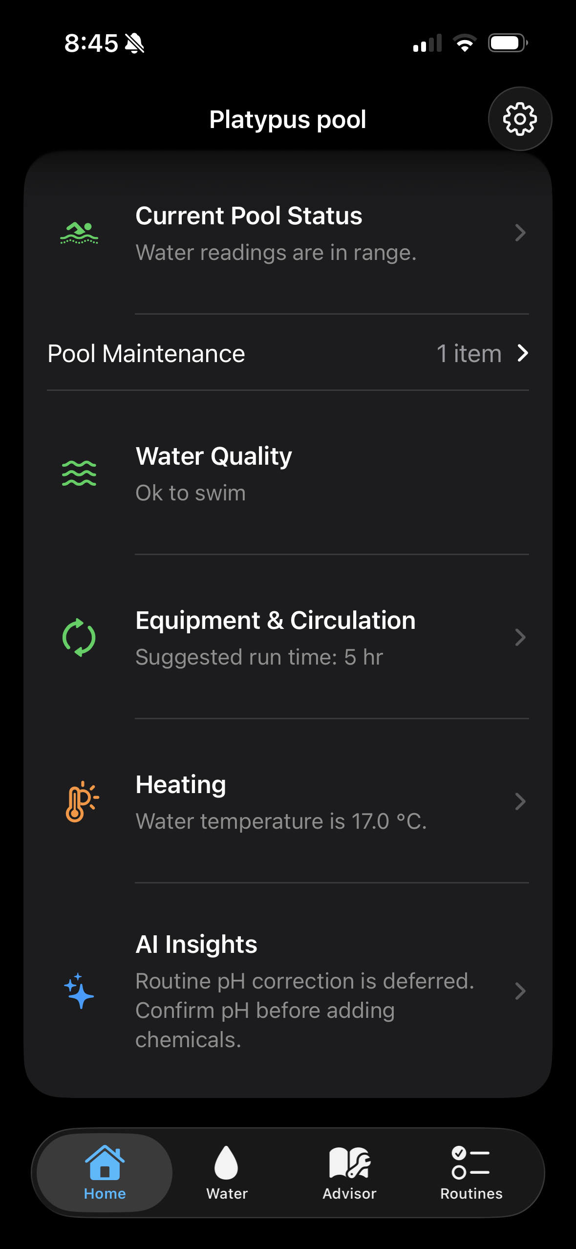 Platypus app home screen showing current pool status, maintenance, water quality, equipment, heating and AI insights